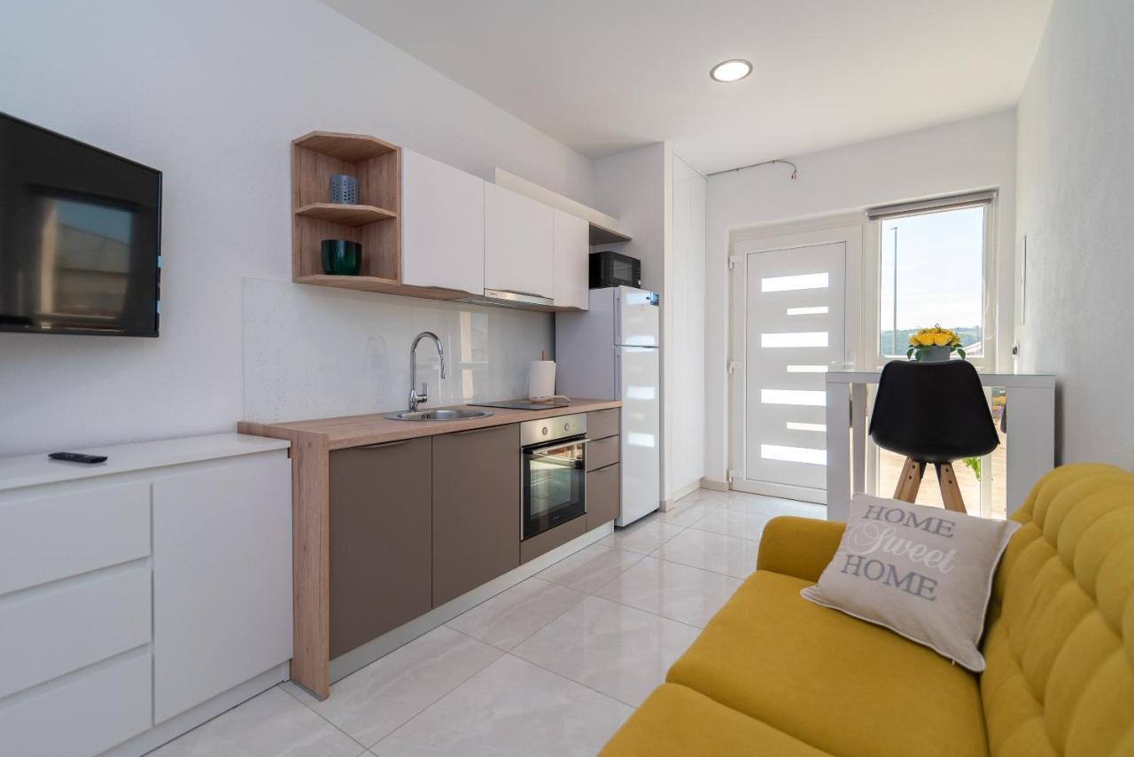 Apartment Leo Traù Esterno foto